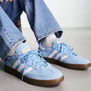 Adidas Light Blue / Cloud White / Gum